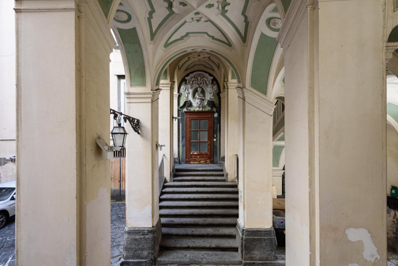 Palazzo Dello Spagnolo Suite Neapel Exteriör bild